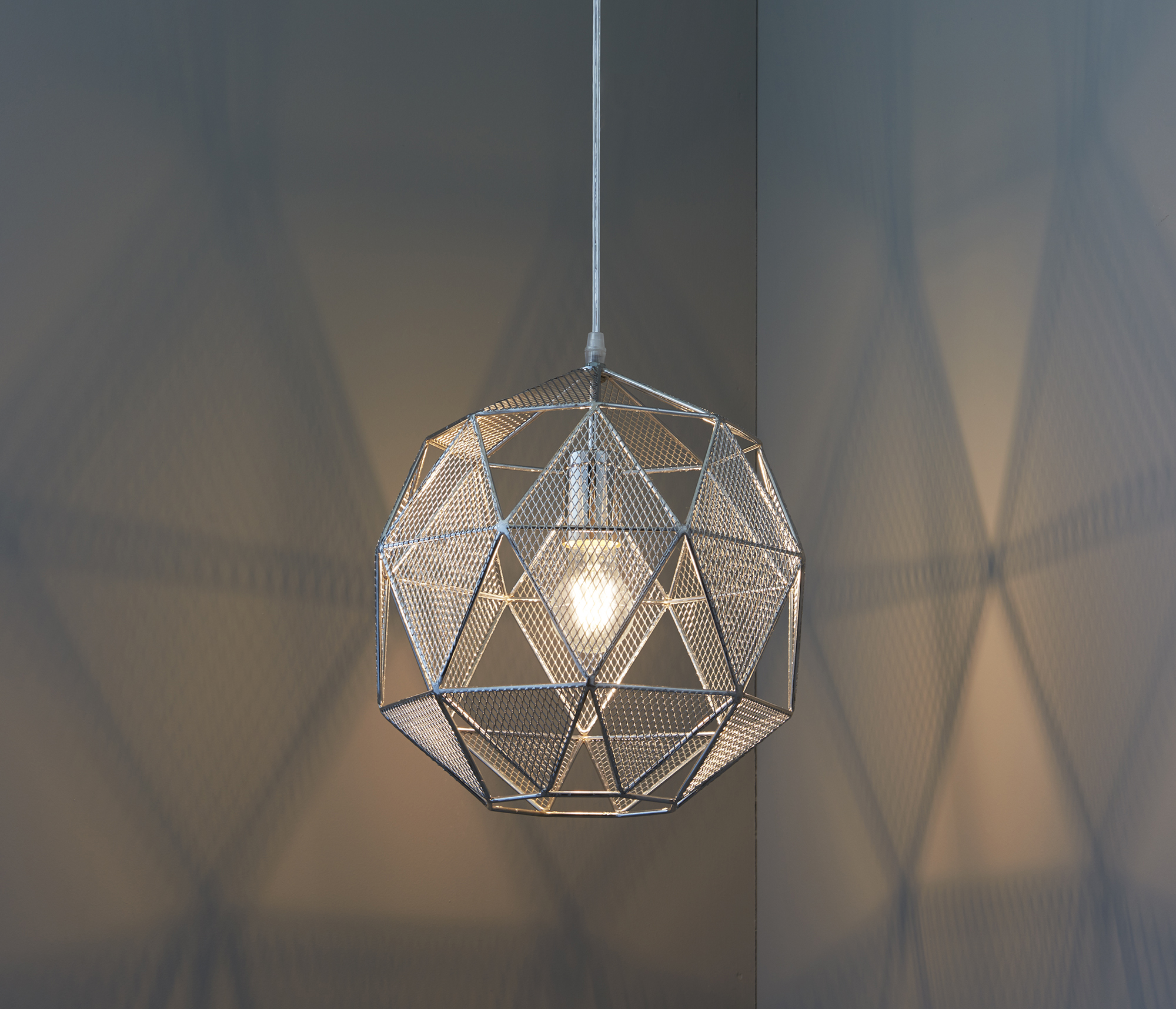 Lira - 240V Round Geometric Chrome Wire Pendant Light Fitting - Image 4
